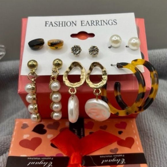 New 12 Pairs of Earrings  FREE SUNGLASSES - Picture 2 of 6